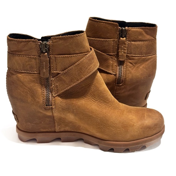 Sorel Joan of Arctic Wedge II Buckle Boots - Picture 7 of 10